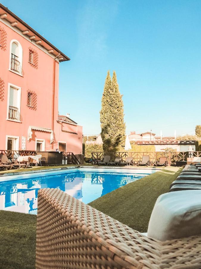 Benacus Hotel 3*